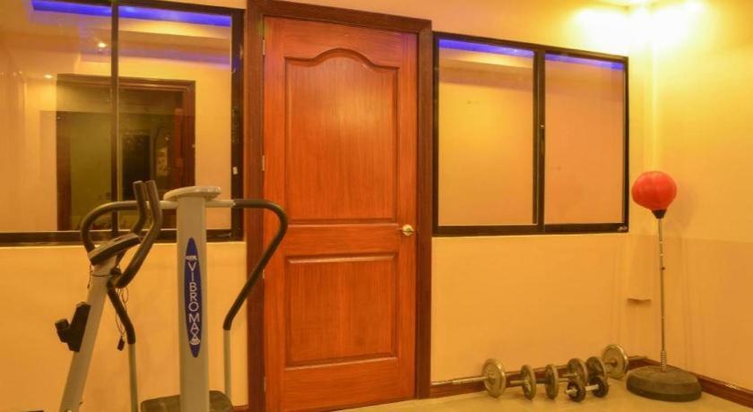 The Premiere Business Hotel Калибо Экстерьер фото